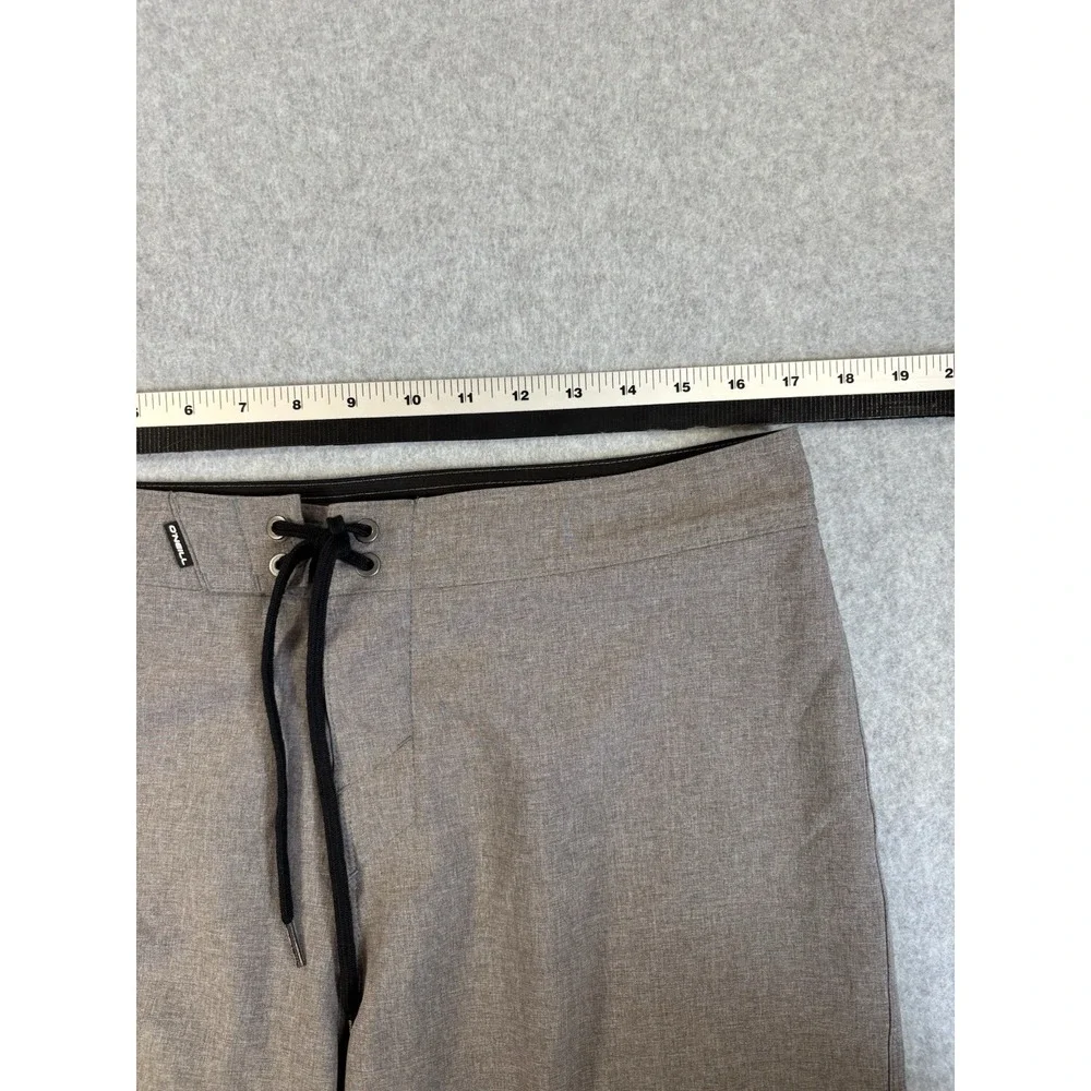 O'Neill Hyperfreak Boardshorts Mens 33 Grey Surf Core Gorpcore Minimalist Swim